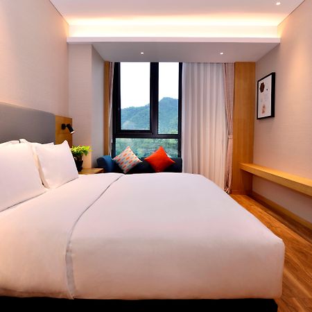 Holiday Inn Express Luanchuan By Ihg Ngoại thất bức ảnh