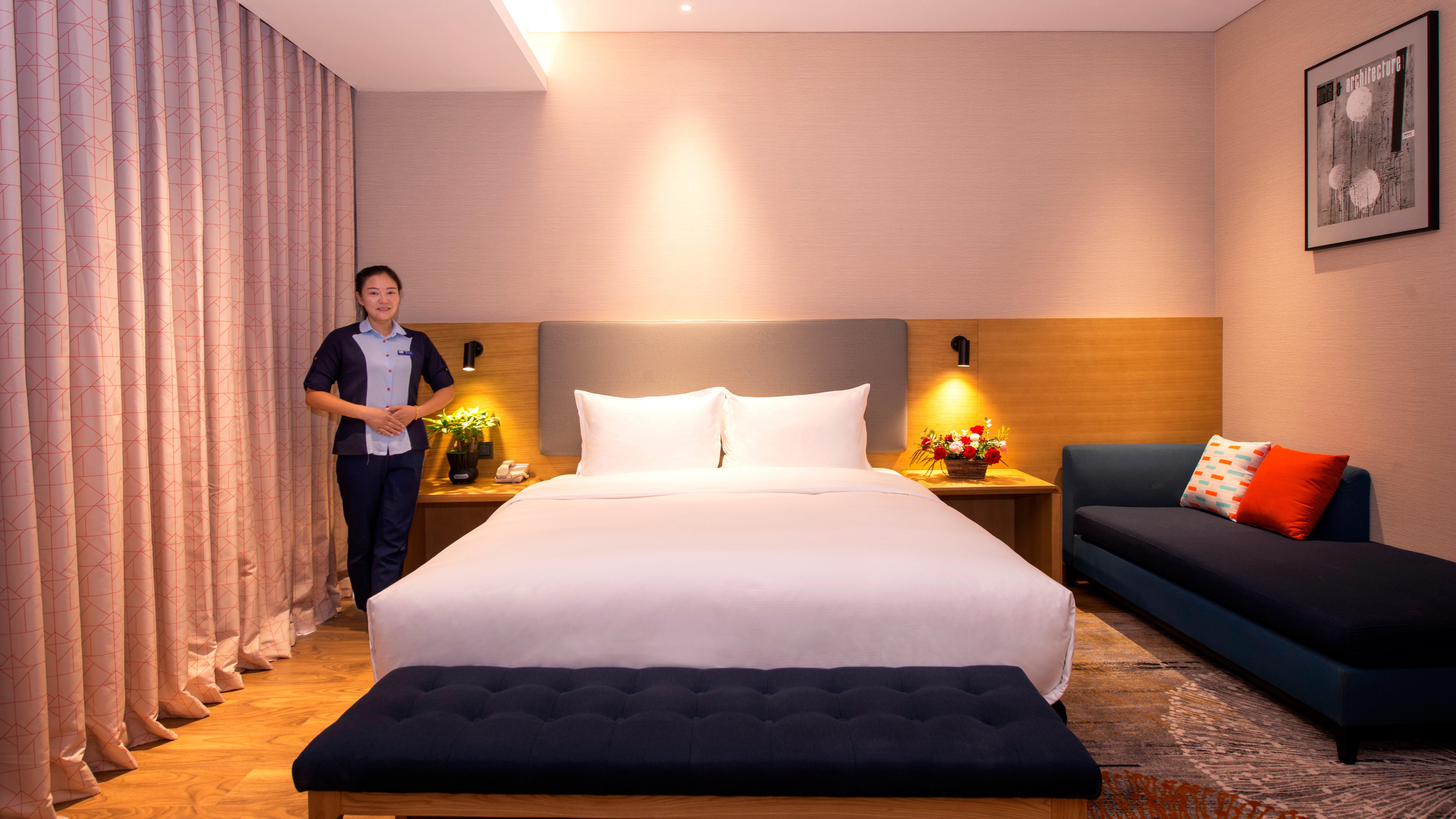 Holiday Inn Express Luanchuan By Ihg Ngoại thất bức ảnh
