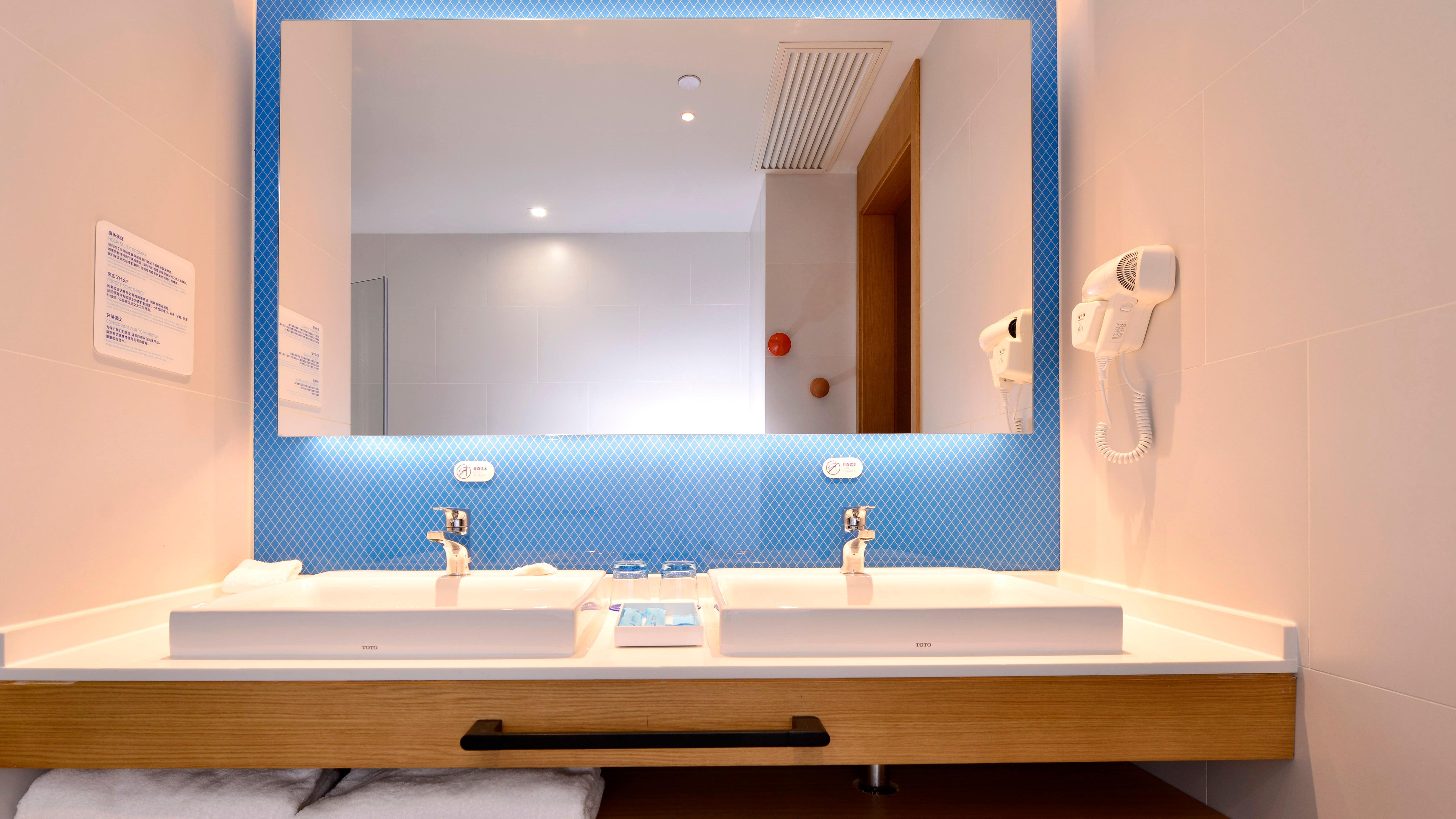 Holiday Inn Express Luanchuan By Ihg Ngoại thất bức ảnh