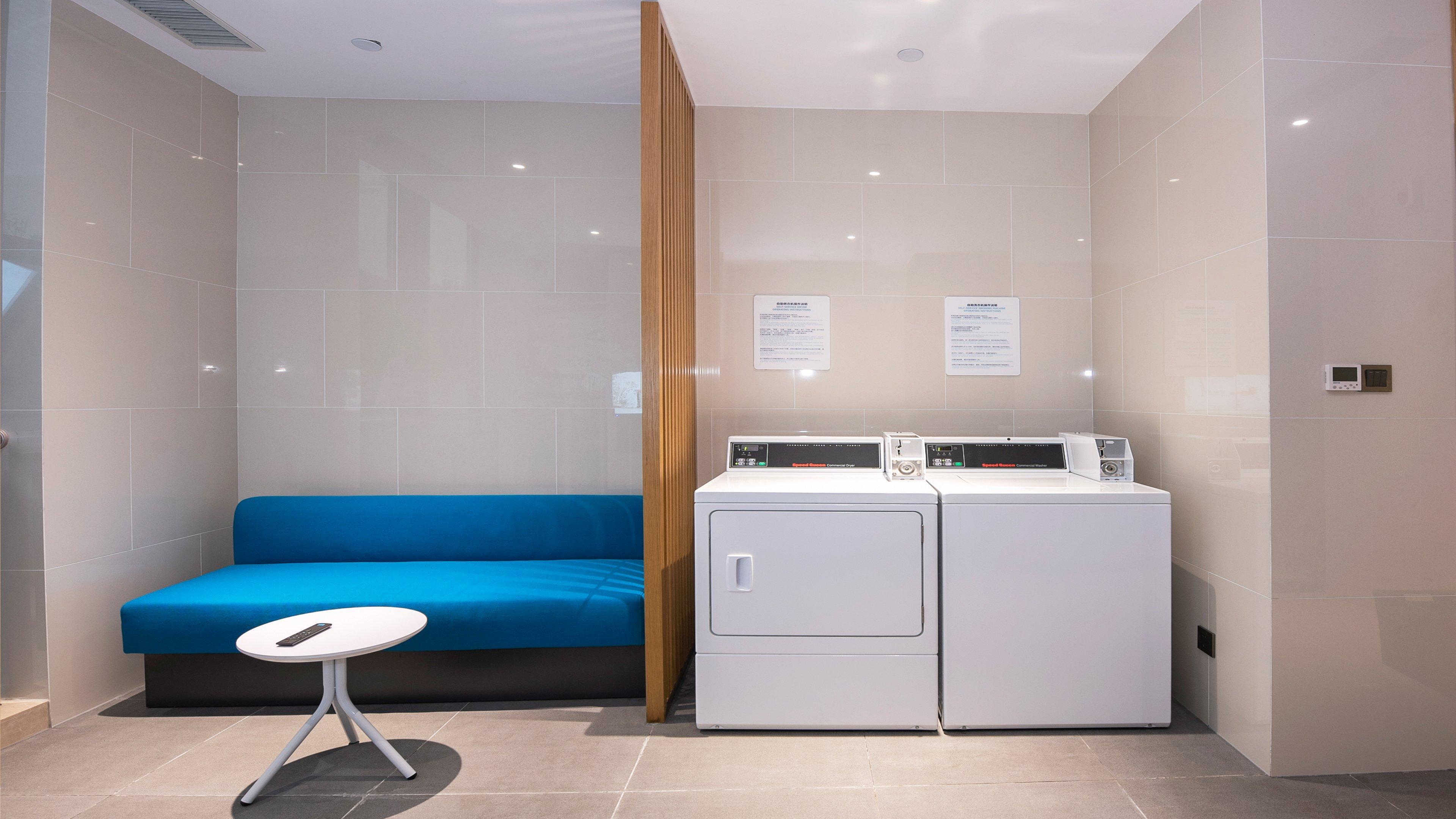 Holiday Inn Express Luanchuan By Ihg Ngoại thất bức ảnh