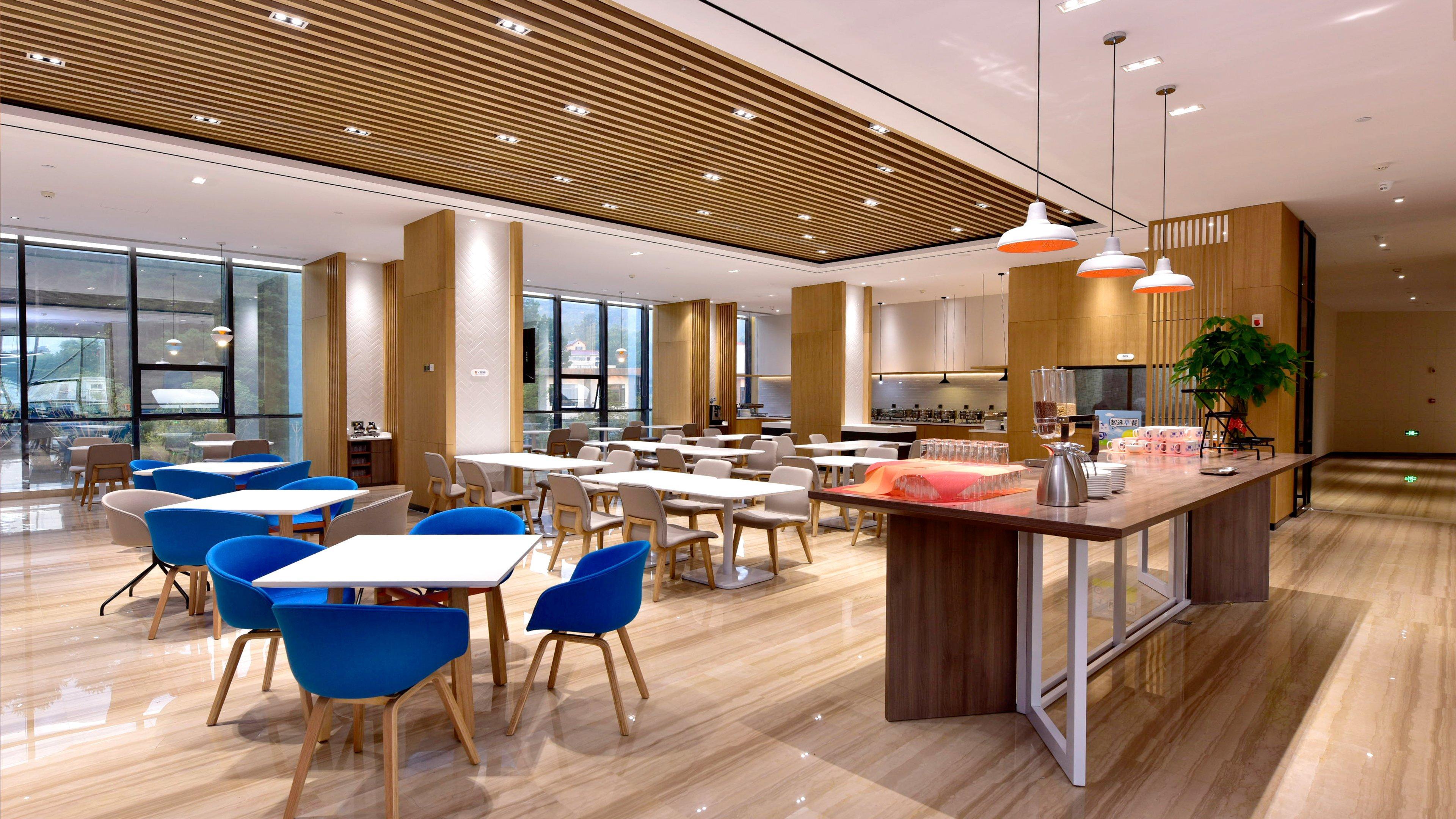 Holiday Inn Express Luanchuan By Ihg Ngoại thất bức ảnh
